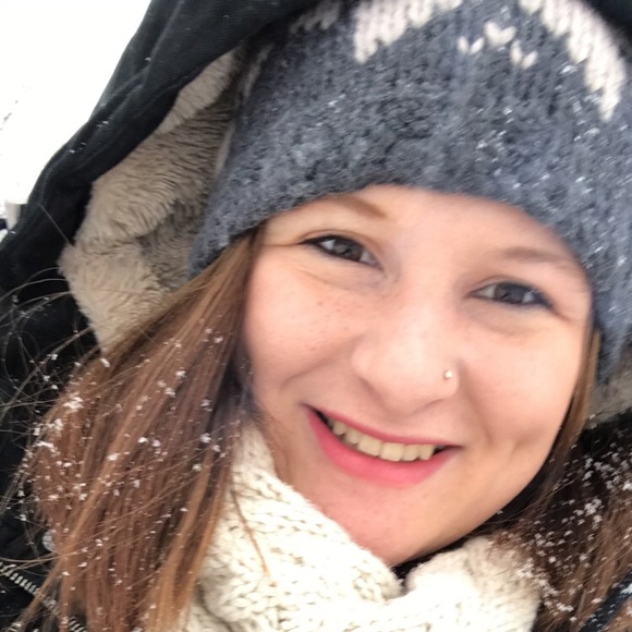 Meet your Posher, Miranda - Picture 1 of 1